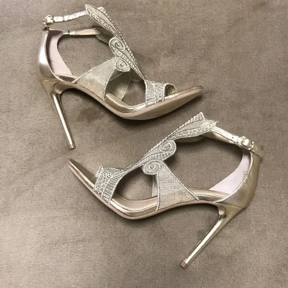 Imagine Vince Camuto Rashi heeled sandal - Picture 7 of 13